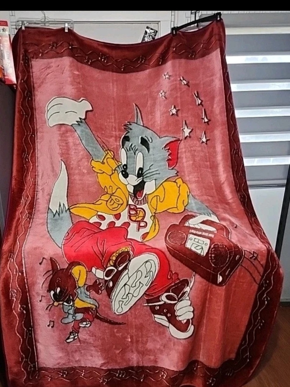 Vintage 90s Tom and Jerry Fleece Blanket Hip Hop Rap Style Throw Rare Cartoon